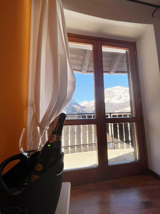 Sasso Nero Hotel Chiesa in Valmalenco Exterior foto
