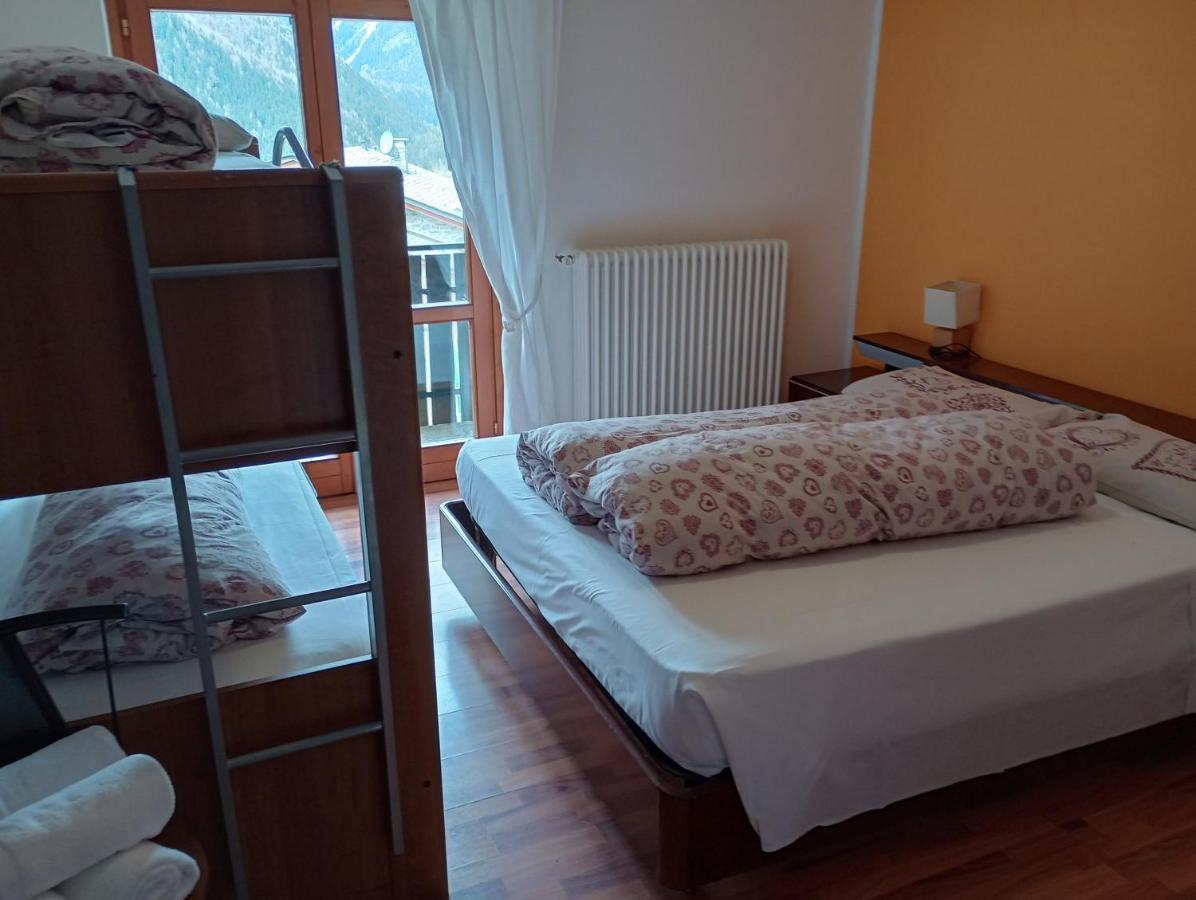 Sasso Nero Hotel Chiesa in Valmalenco Exterior foto