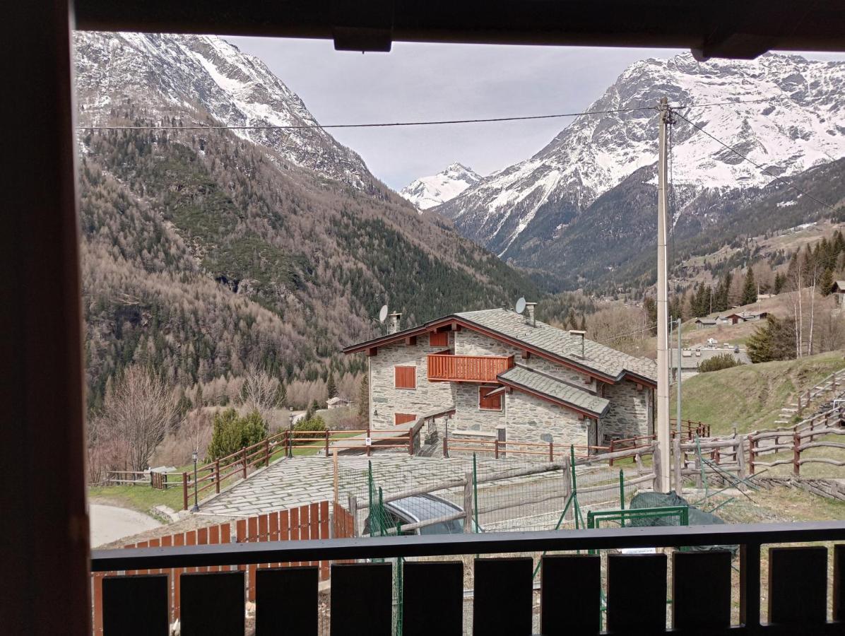 Sasso Nero Hotel Chiesa in Valmalenco Exterior foto