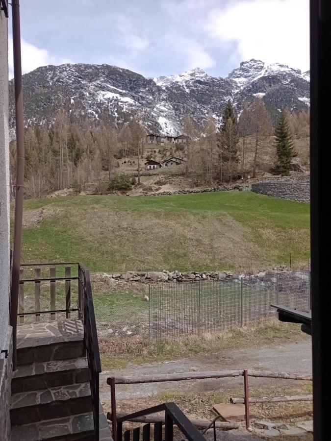 Sasso Nero Hotel Chiesa in Valmalenco Exterior foto